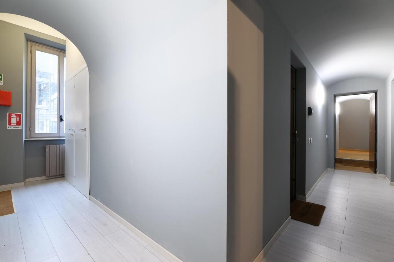 Luminoso Appartamento Con Balcone In Cadorna Milano Eksteriør bilde